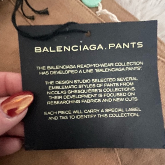 Balenciaga
LINEN CAROT PANTS - Picture 4 of 6
